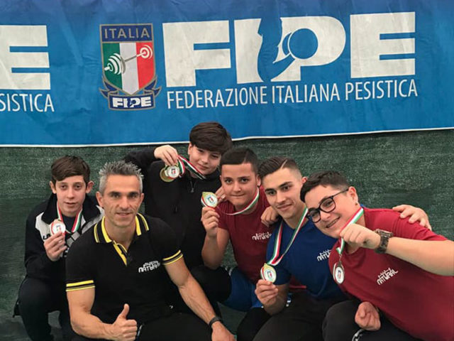 Cervinara: successo degli under 17 della Natural alle regionali di pesistica olimpica